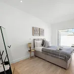 Exquisite Scandi Gem Of - Sleeps 6 Apartamento