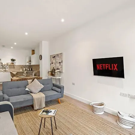 Apartamento Exquisite Scandi Gem Of - Sleeps 6 *