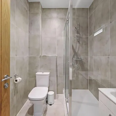 Exquisite Scandi Gem Of - Sleeps 6 Appartement Bristol