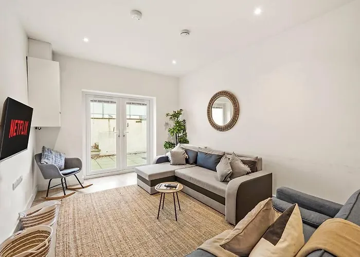 Exquisite Scandi Gem Of - Sleeps 6