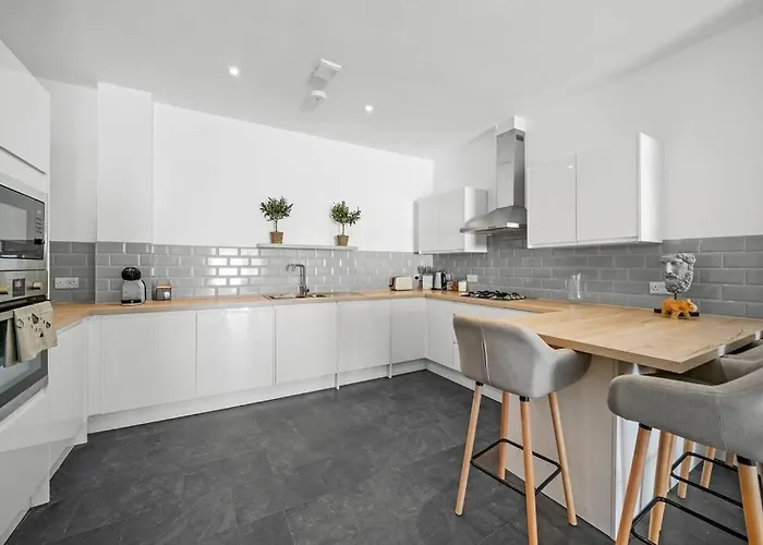 Exquisite Scandi Gem Of - Sleeps 6 Apartment